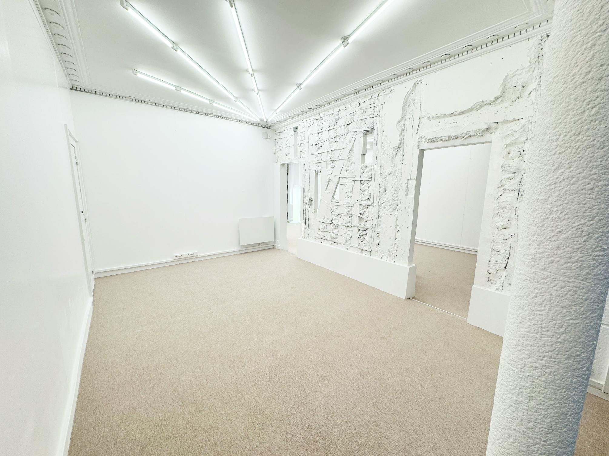 Boutique and Gallery Space in the 10th Arrondissement