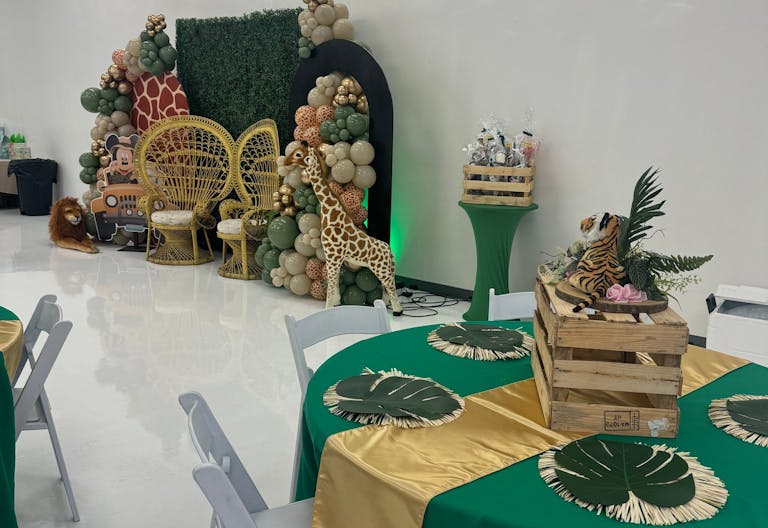 EVENT VENUE (HALL, SALON, PRODUCTION) - Image 4