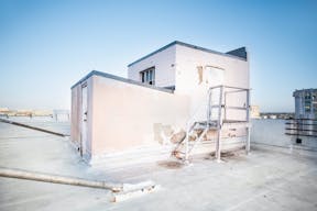 DTLA 12,000sf Rooftop with Gorgeous Skyline Views - Image 11