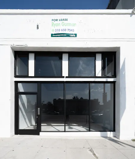 Stunning Retail Space on Iconic Sunset Boulevard - Image 0