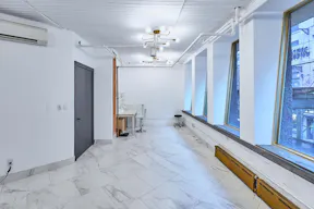 Lower East Side Natural Light Studio for Small Productions & Podcast Recordings - Image 4