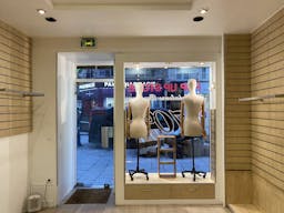 Local �pur� bois 35m2 - possibilit� de partager l'espace avec un autre locataire - Image 2