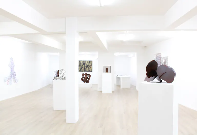Galerie d'art lumineuse située en bordure du Marais face à Merci - Image 3