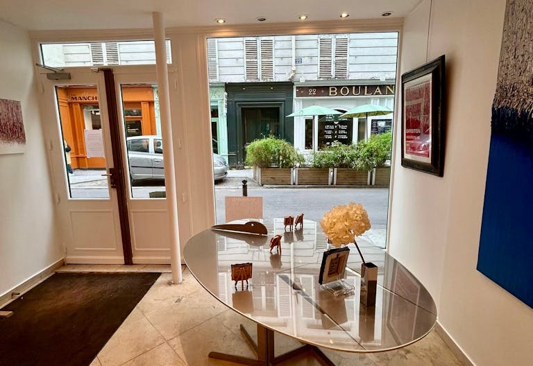 Galerie , boutique, de luxe au coeur de Saint Germain - Image 2