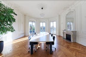 Apartment for Rent - Paris 8th Near Triangle d'Or - Ideal Showroom / Office - Image 5