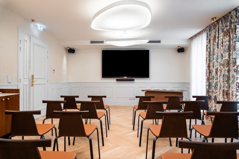 Salon � deux pas de l'Op�ra Garnier - Image 1