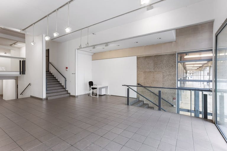 One-of-a-Kind Space in Le Marais - Image 2