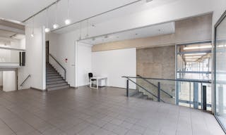 One-of-a-Kind Space in Le Marais - Image 2