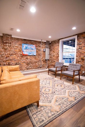 Private Offices in Depot District of Smyrna - Image 2