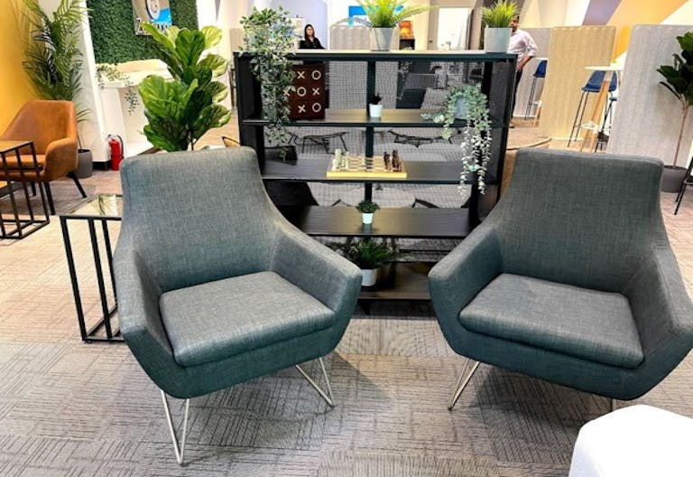 On-demand workspaces to rent in Oakridge Mall - Image 0