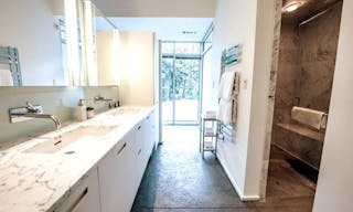 Northside Manor - Image 4