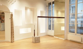 Espace de 2 étages au cœur du Marais. - Image 3