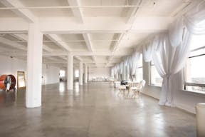 DTLA Skyline View Penthouse - Image 2