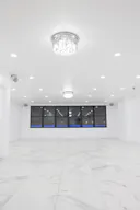 Modern Bright Open White Canvas Space in a prime location - Image 3