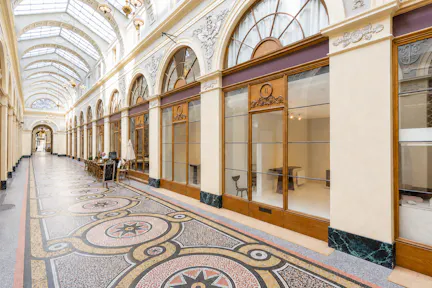 Show room in Palais Royal ( 1 Arcade) - Image 0