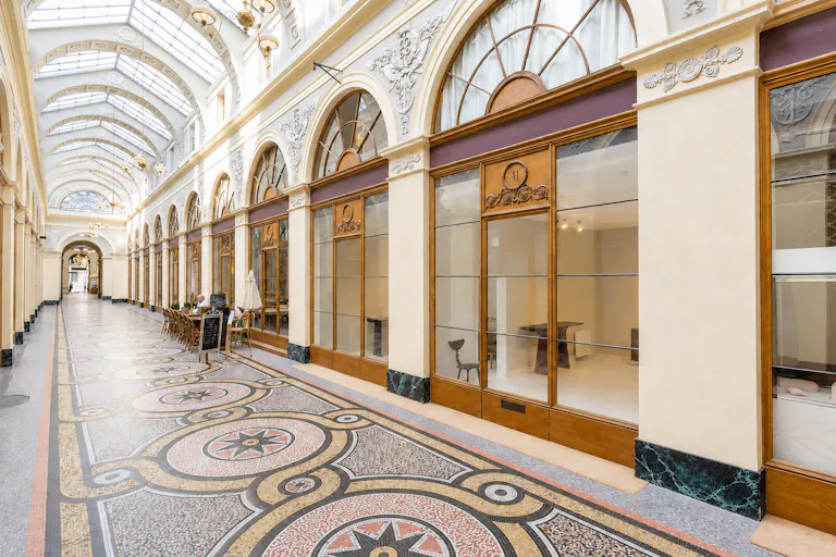 Show room in Palais Royal ( 1 Arcade) - Image 0