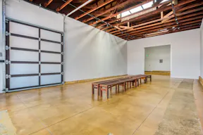 White Box Space in West Adams - Image 10