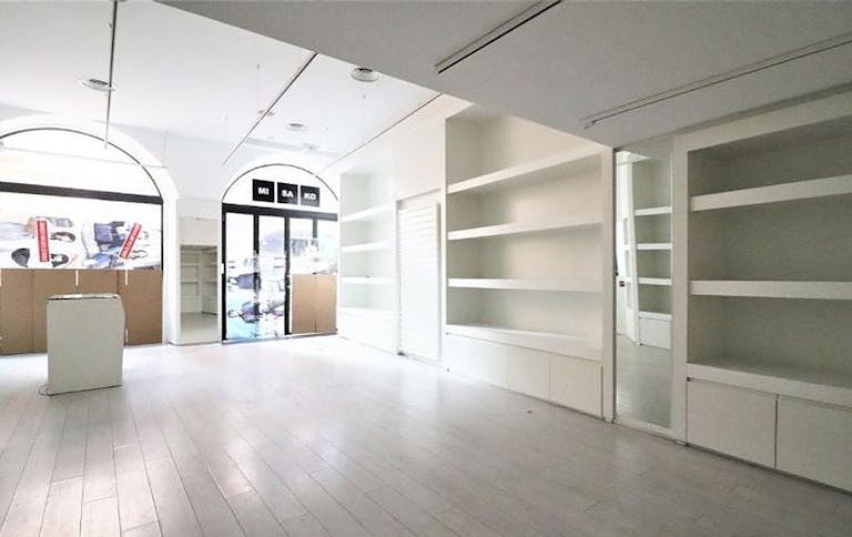 Boutique Shop for Rent - Toulouse Rue Saint-Rome - Image 4