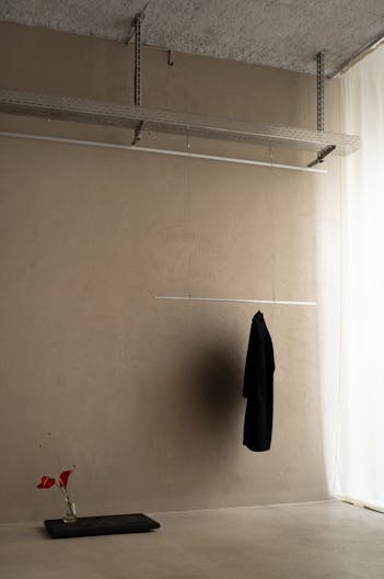 Atypical design gallery & shooting space in the Marais - Image 4