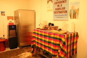 *New* Vibrant Silverlake Flex Space for Meetings, Workshops & Small Pop-Ups - Image 11