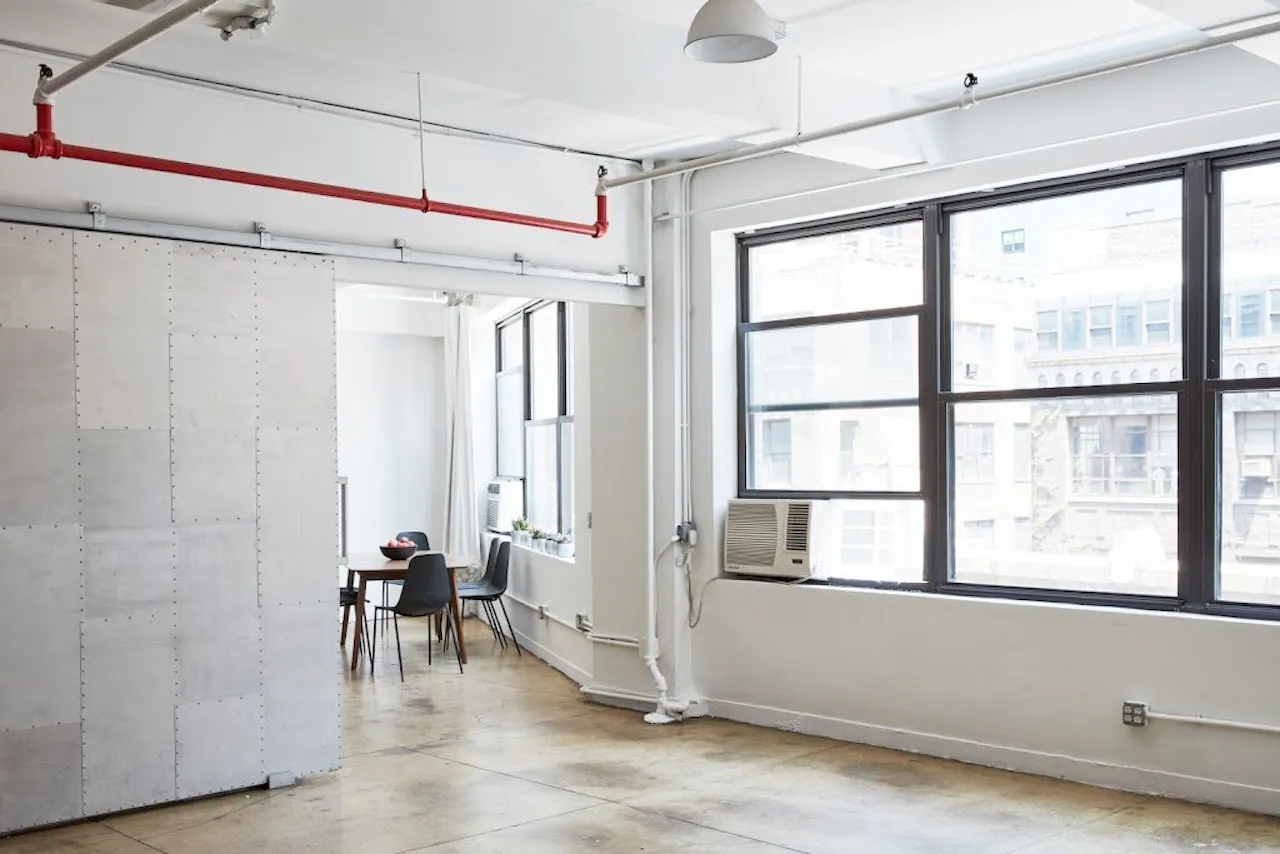Chic Manhattan Studio Space - Image 1