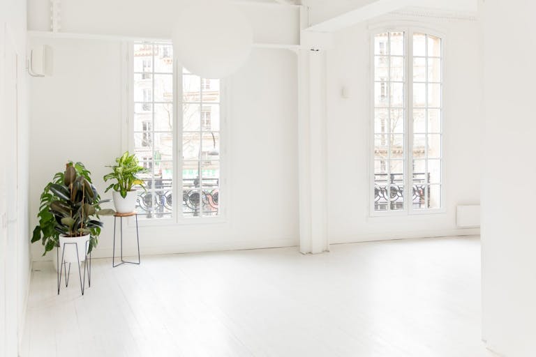 Atypical Space in Sentier Montorgueil - Image 1