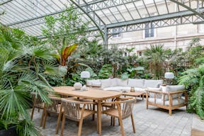 Adresse exclusive avenue Montaigne - Image 1