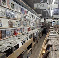 Store Stage at Nivessa Pico (store remains open)  - Image 12