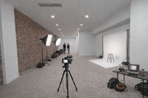  Bright Street-Level Studio with 14ft Ceilings and Full Glass Front — Photo, Video, Content | Downtown Manhattan - Image 0