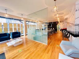 Prime Williamsburg Corner Retail Space | 100 ft Glass Frontage | High Foot Traffic - Image 15