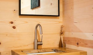 Beautiful hand built wood gallery in the Sunset - Image 1