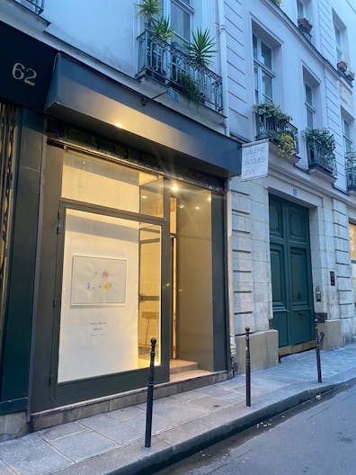 Galerie située au cœur du Marais, idéale pour expositions, pop-up et événements culturels. - Image 4