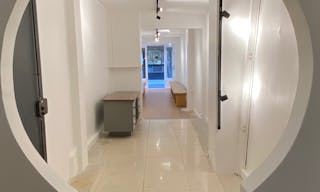 Showroom parisien dans le marais - Image 4