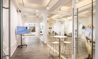 Superb Creative Space in Le Marais - Image 7