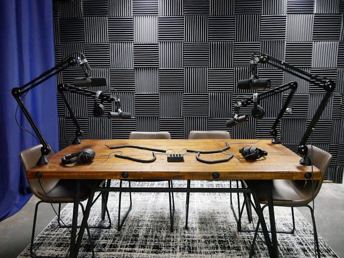 Los Angeles Podcast Studio - Image 1