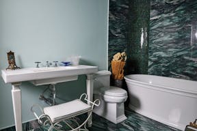 Whimsical 5-Story Brownstone in Murray Hill - Image 38