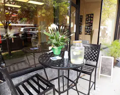 Renovated Brooklyn Storefront in New Lot - Image 4