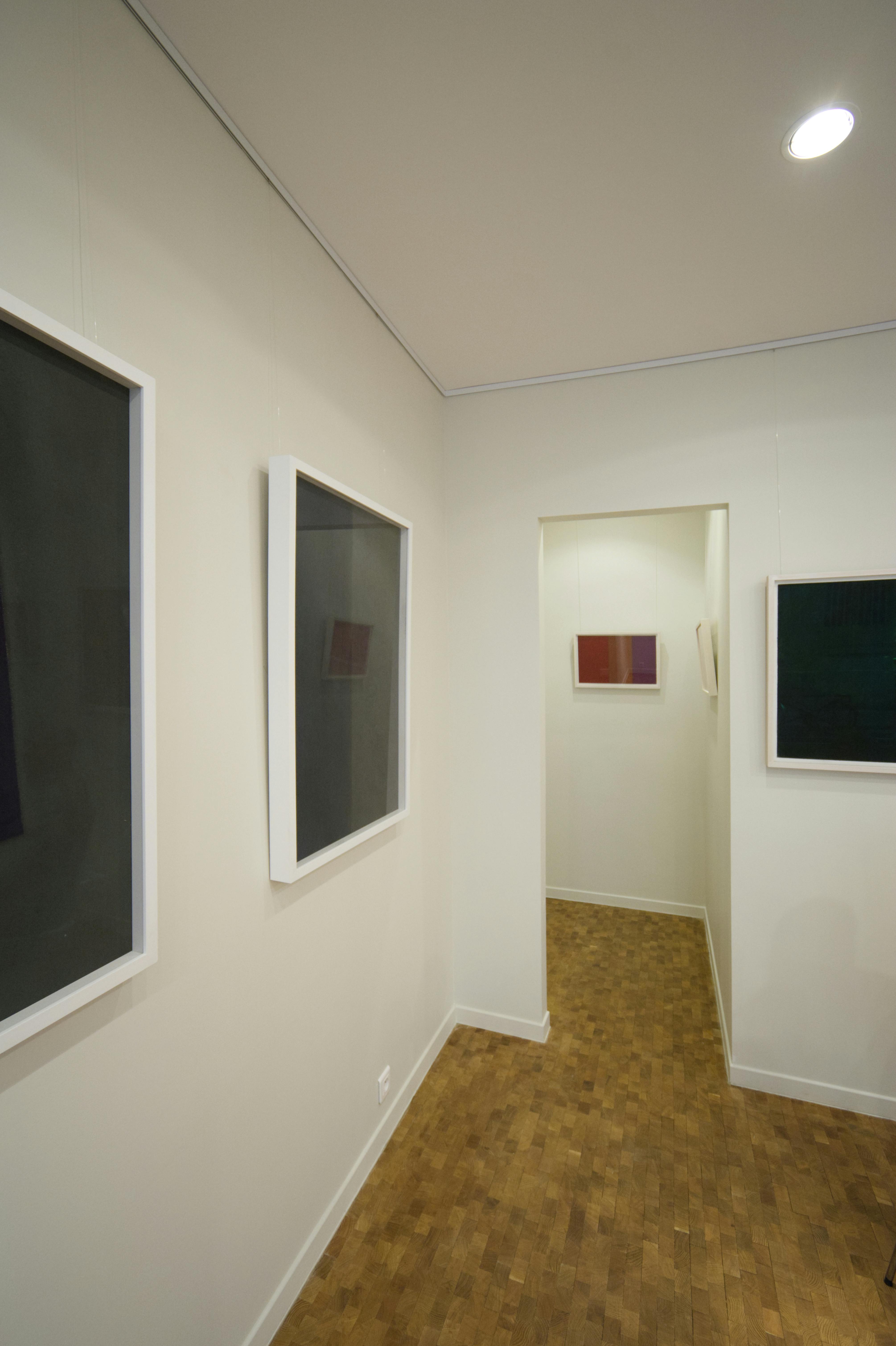 Modern 37 sqm Gallery and Showroom in Le Marais