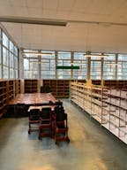 Atypical Space in the 5th arrondissement of Paris - Image 5