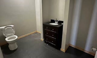 Eden Square Loft - Image 8