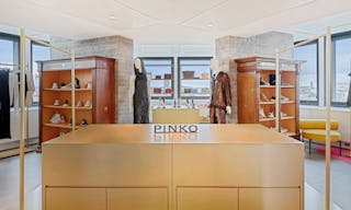 Showroom mode avec vue Tour Eiffel – Paris 17 – 195m² lumineux - Image 2