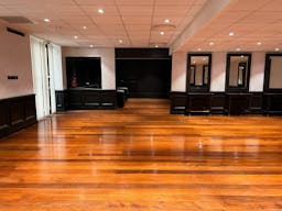 Retail space near Champs-�lys�es - Image 3