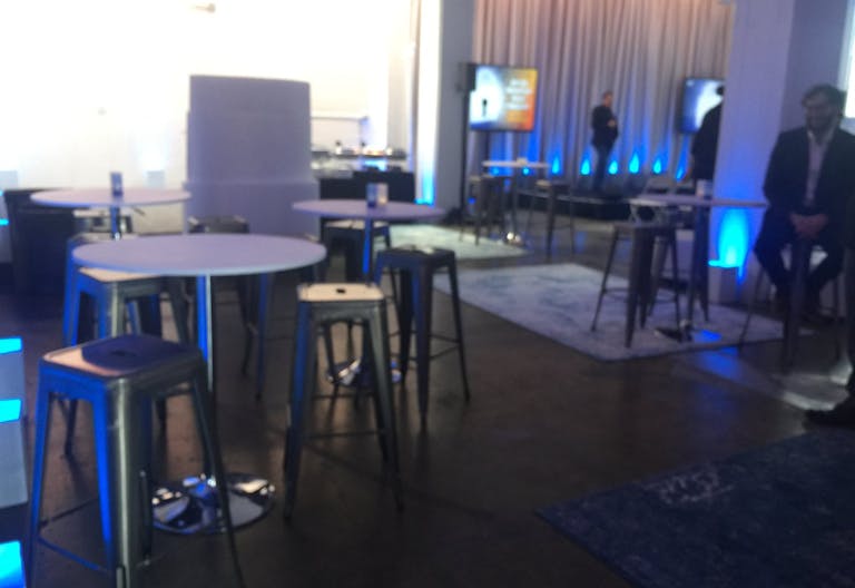 1st Floor Versatile Warehouse Space in SOMA/ The Avenue - Image 4