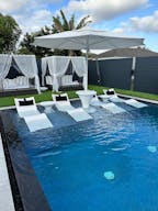 West Kendal Home with resort style infinity pool. - Image 5