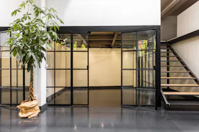 Super cool 280 sqm space in fondazione prada area - Image 3
