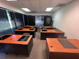 Spacious , quiet and clean room 125 at University of San Jose - Image 0