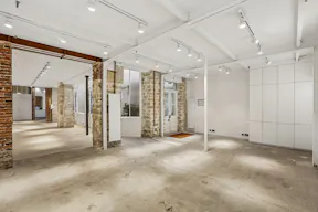 Élégant Showroom Ephémère à Paris - Image 7