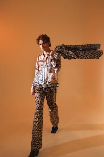 Studio 1 + Private Parking Lot - Image 1