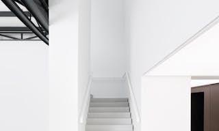 Incredible Venue in Paris 17th - Image 8