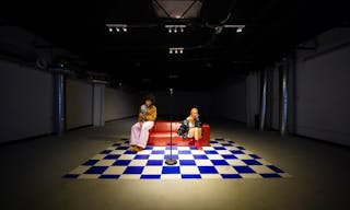 2 floor Big white open space with lights - Image 10